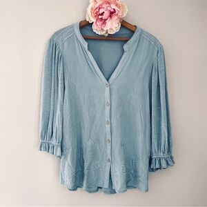 Democracy Light Blue Embroidered Button-Down Rayon Blend Blouse B719MAXX Large